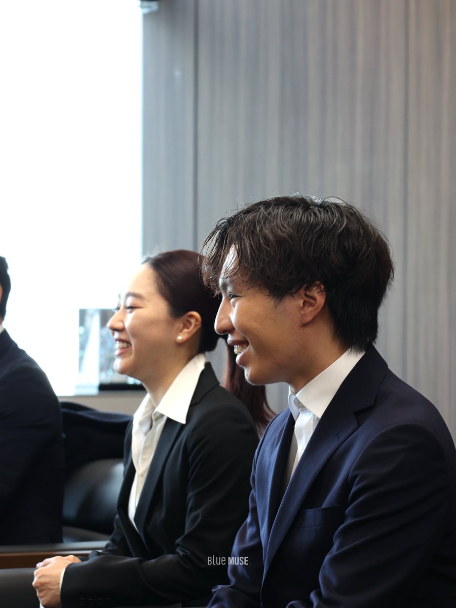 princeiceworld's tweet photo. #樋口新葉 選手と #三浦佳生 選手が当グループの会長と社長に表敬訪問してくださいました。
真剣な表情でお話される場面もありつつ、終始和やかな雰囲気でした✨
#スポンサー契約
#西武グループ
#BlueMUSE https://t.co/BRq7DgMOrZ
