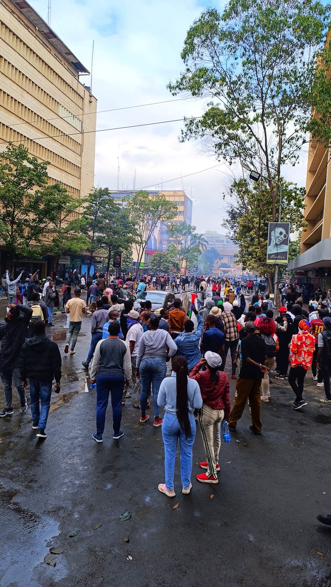 thetruthbob's tweet image. LET&apos;S CHAMPION FOR A BETTER KENYA

#EndAbductionsKE
#OccupyEverywhere
#LessonsFrom2024
Nairobi CBD Luhyas 
Jackie Adhyambo
Luos Koome Bomet
Gachagua Maraga Monday is Monday #RutoMustGo