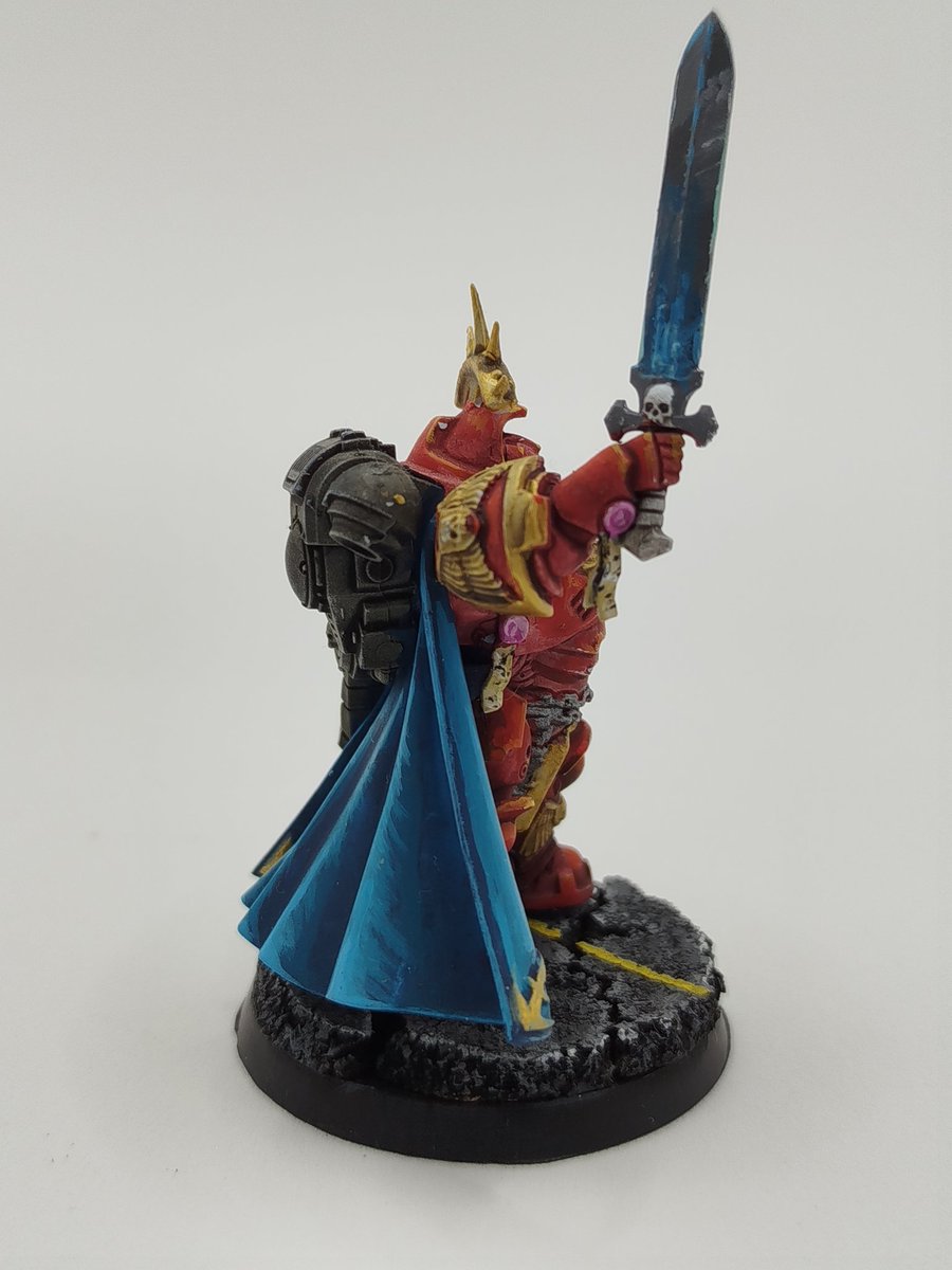Hermano Capitán Leonid, Señor del Grial Carmesí. Comandante de la Fuerza de Ataque Cáliz Sangriento, destinado a defender el subsector Perseus.
#warhammer40k #warhammercommunity