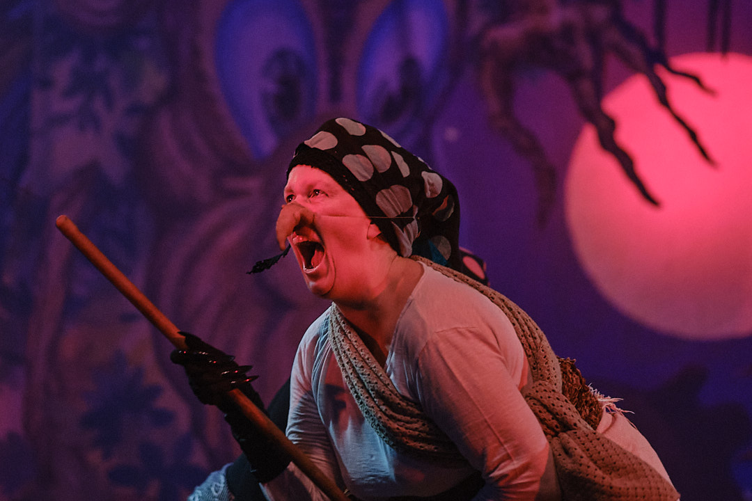 🧙‍♀️ Aquest diumenge, les bruixes faran els seus encanteris per última vegada...

🎭 No et perdis l'última representació dels #PastoretsMataró

🎟 Últimes entrades a la venda 👇 
salacabanyes.cat

📸 <a href="/janbitx/">Jan Blanch</a>