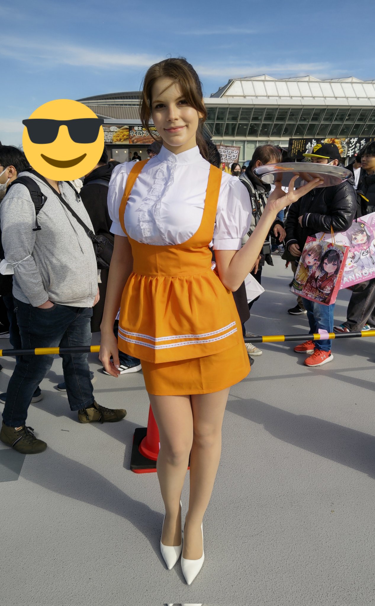 アンナミラーズコスチューム②オレンジ