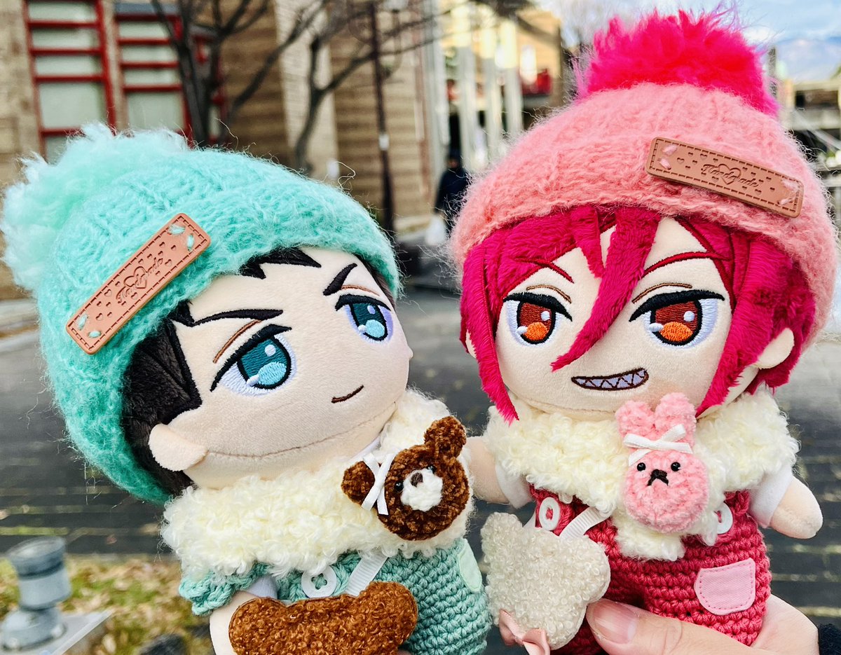 あおさんたさん(<a href="/santablue_omj/">あおさんた🐷着ぐるみ🌼</a> とこの新作マフラーかわかわのかわ🐻🐰🧣