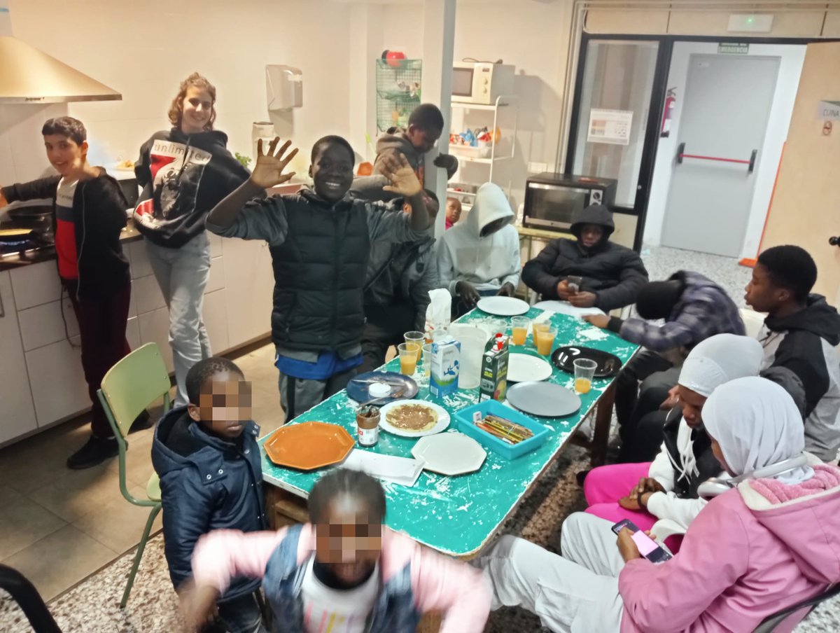 A Premià també hem estat ben entretingudes aquest trimestre!😍

Amb l'escoleta, el grup de joves, el grup de dones i la ludoteca omplim de vida <a href="/CanSanpere_/">Can Sanpere 🏭</a> els dimarts i dimecres a la tarda!💚