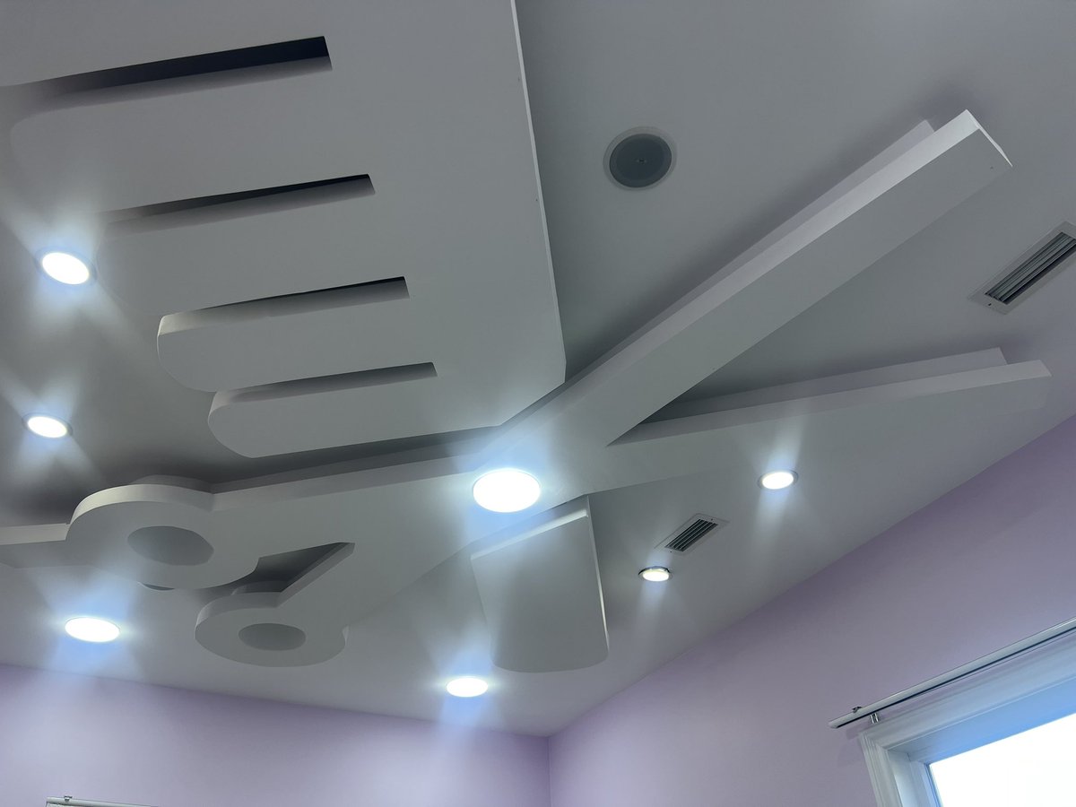 mimar selim bey'in kuaför ev sahibine yaptığı şık tavan tasarımı