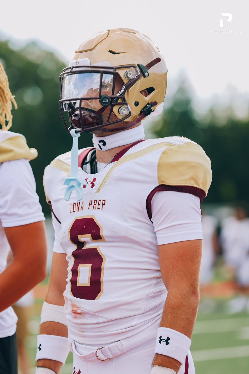 Iona Prep Football tweet media