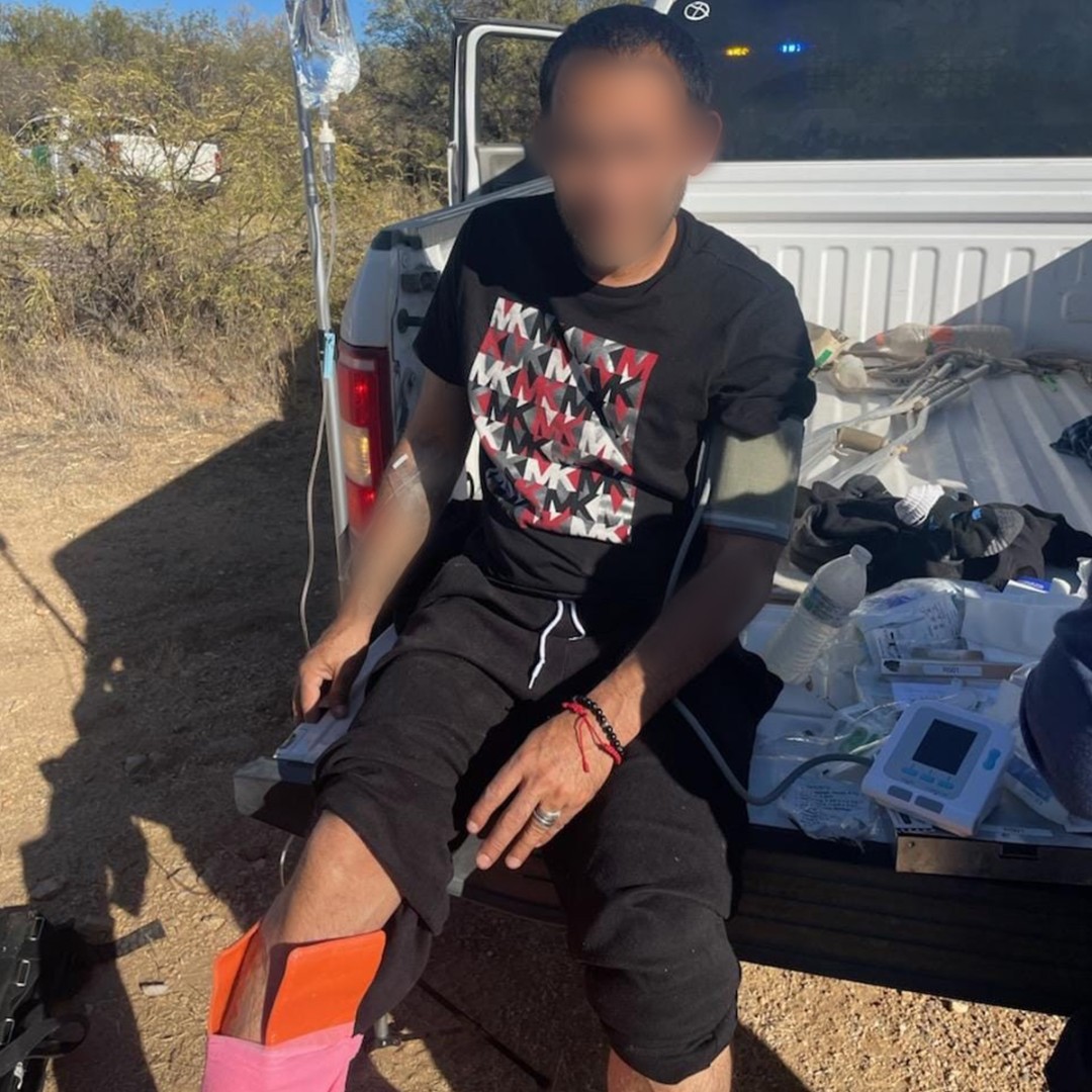12/19: While arresting a group of 7 migrants west of Sasabe, AZ, agents noticed 2 migrants had sustained gunshot wounds in Mexico prior to crossing. A 22-yr old male had been shot in each of his upper thighs and a 42-yr old male was shot in the ankle by rival smugglers.