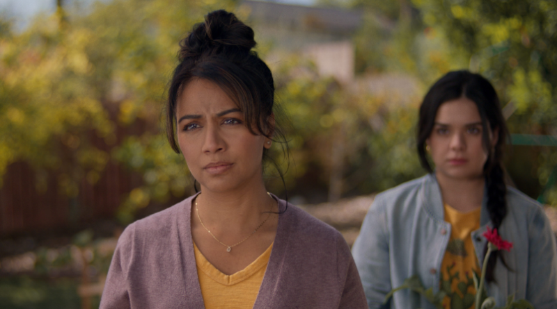 AWFJ's tweet photo. Love, loss, facing the past — it all comes together in #IsabelsGarden, a sweet film about a news reporter (Karen David) facing life's transitions and trying to bond with her stepdaughter (Gabriela Flores), from filmmaker #KitRich. @Liz_Whittemore reviews: https://t.co/OW2qleahmS https://t.co/rxWOhjXrED