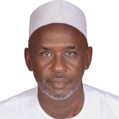 Arresting <a href="/shehu_mahdi/">Mahdi Shehu</a> won't change the reality of the situation, speaking against nigerian leaders is not a crime

Criminal is that who sell the secrets of his country to the interest of non indigenes

Meanwhile, we call on the relevant authorities to #Freemahadi 

#freemahadi