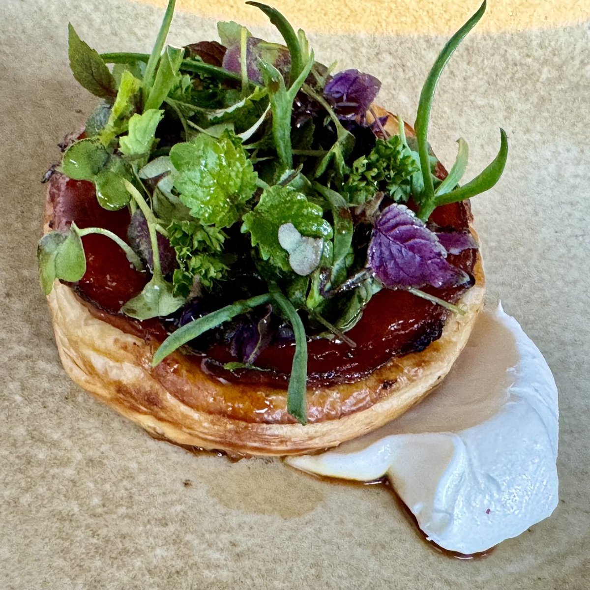 juliaplozano's tweet photo. 12 de los mejores platos que hemos probado en2024. Uno por cada mes. Un resumen de nuestros 365 días recorriendo #restaurantes
@JCCapel
#platosparavolver
#altacocina
https://t.co/HOXDYcqzQV vía @GASTROactitud
@PacoMendezV https://t.co/4OI4RDryqa