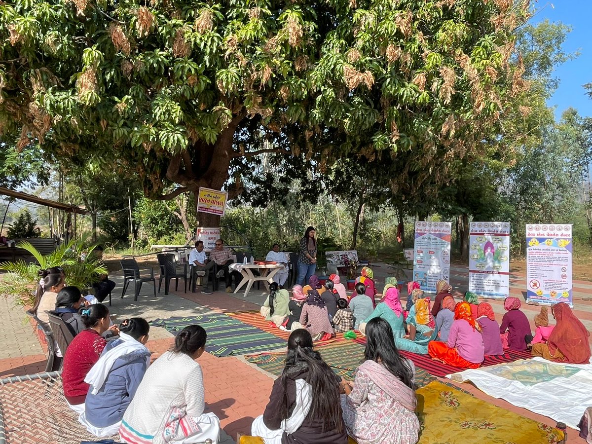 PHC_BAMNA's tweet image. આજરોજ મુખ્ય જિલ્લા આરોગ્ય અધિકારી સાહેબશ્રીના માર્ગદર્શન હેઠળ અને તાલુકા હેલ્થ ઓફિસર સાહેબની ઉપસ્થિતિ માં ઓછા વજનવાળા સગર્ભા બહેનોનું ડાયેટશિયાન દ્વારા કાઉન્સેલિંગ કરવામાં આવ્યું તથા તેમના ડાયેટ પ્લાનિંગ કરવામાં આવ્યું