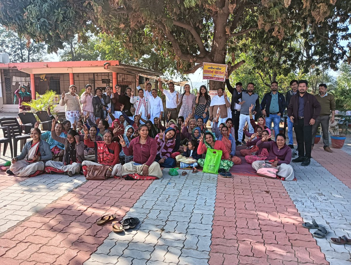 PHC_BAMNA's tweet image. આજરોજ મુખ્ય જિલ્લા આરોગ્ય અધિકારી સાહેબશ્રીના માર્ગદર્શન હેઠળ અને તાલુકા હેલ્થ ઓફિસર સાહેબની ઉપસ્થિતિ માં ઓછા વજનવાળા સગર્ભા બહેનોનું ડાયેટશિયાન દ્વારા કાઉન્સેલિંગ કરવામાં આવ્યું તથા તેમના ડાયેટ પ્લાનિંગ કરવામાં આવ્યું