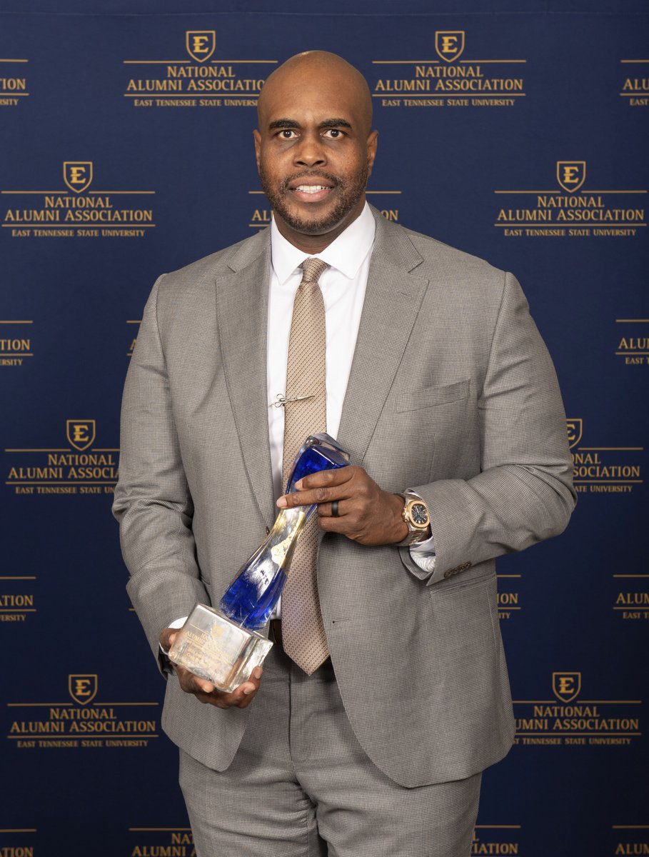 Craig R. Charles was awarded the 2024 Award of Honor. 

Congratulations Craig!

Watch his full story here: ow.ly/vU3050Uty3H

#ETSUPRIDE365