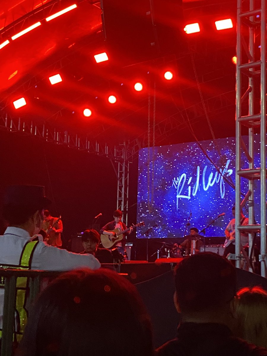 i really enjoyed tonight’s gig, <a href="/TheRidleysMusic/">The Ridleys</a> ! loaf ko talaga kayo 🫵🏻

hi there, kuya <a href="/bennymanaligod/">bennyendajets</a>, kuya <a href="/boringlyboring/">Jan de Vera</a>, kuya <a href="/ayesbryant/">Bryant Ayes</a> and kuya <a href="/canlasjoric/">Joric</a> <333 sana ma-tag sa story, kuya benny HAHAHAHA