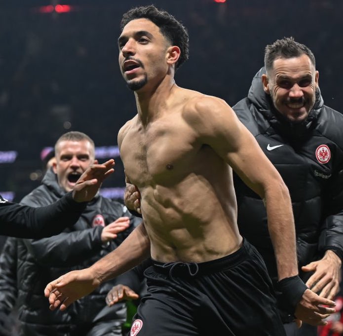 DailyAFC tweet media