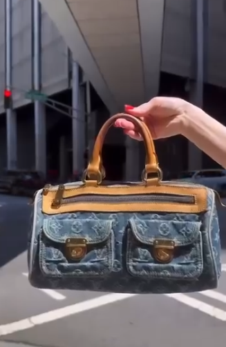 apparelmarkets's tweet photo. Which designer bag are you after? Thanks to Luxury Bee, you can find designer bags at unbeatable wholesale prices at Las Vegas Apparel and Atlanta Apparel! 

#atlapparel #americasmart #americasmartatl #atlantaapparel #fashiondaily #atlstylist #atlstyle #lasvegasmarket #shoplva https://t.co/pFjcAySuCd