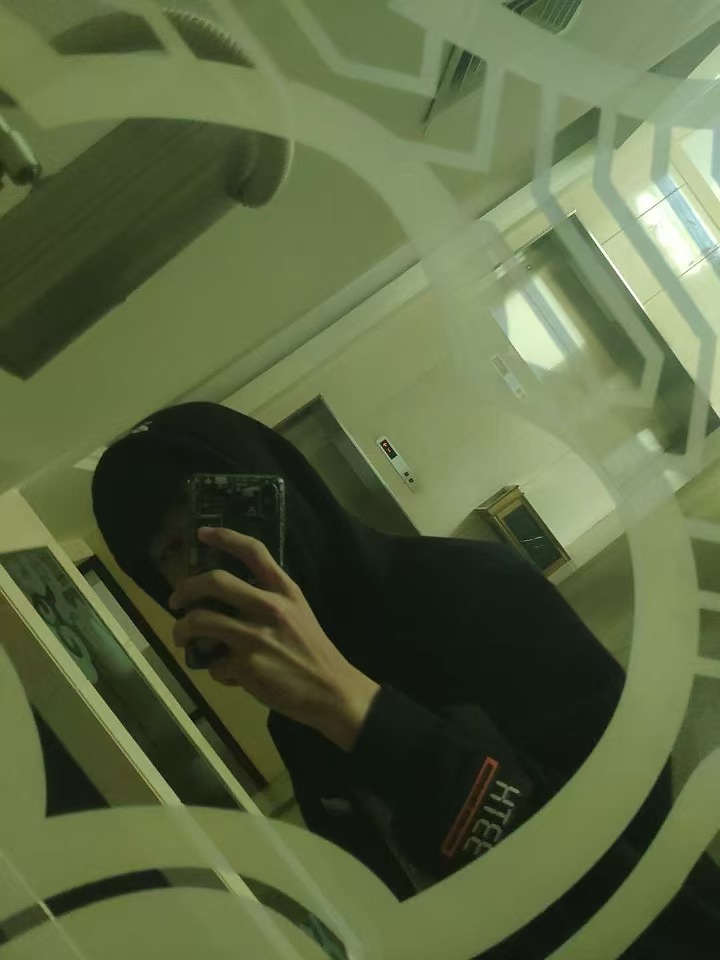 xbendoo's tweet photo. 幸福是一块昂贵的小蛋糕 #手控 https://t.co/YXYIe5SB5P