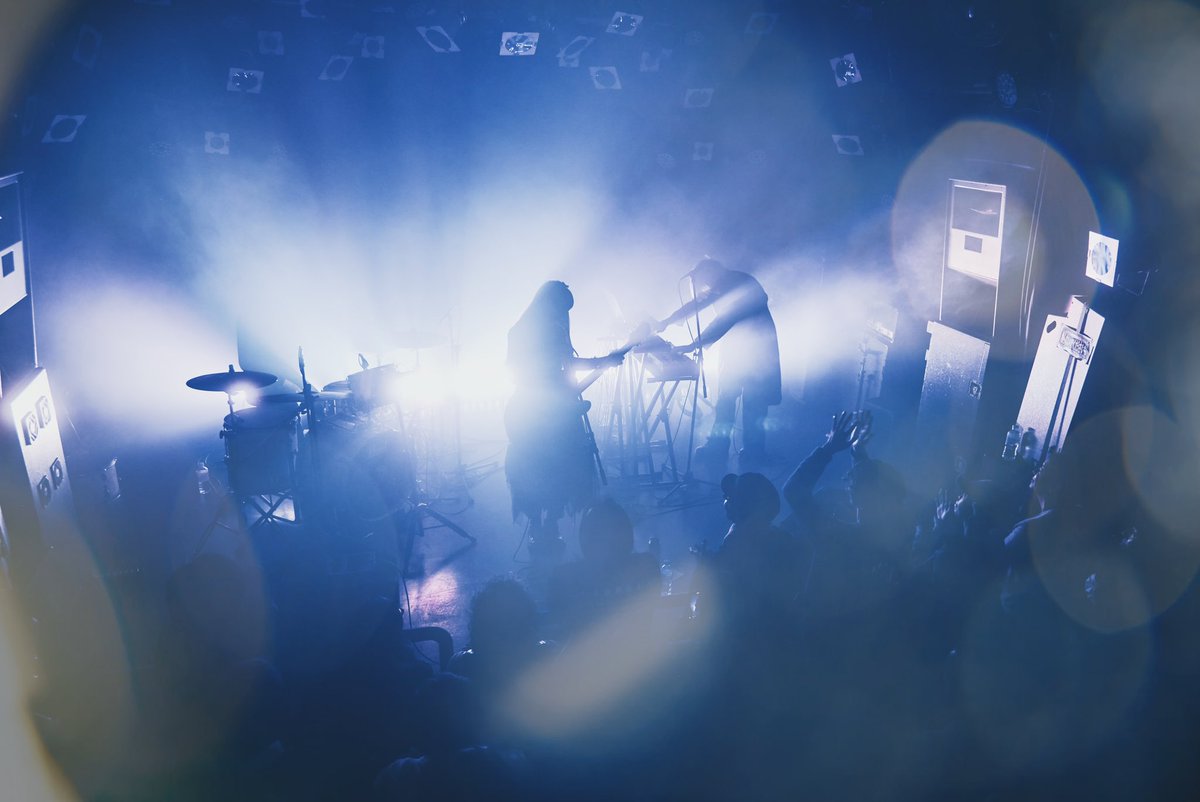 BUBBLE TEA AND CIGARETTES tweet media