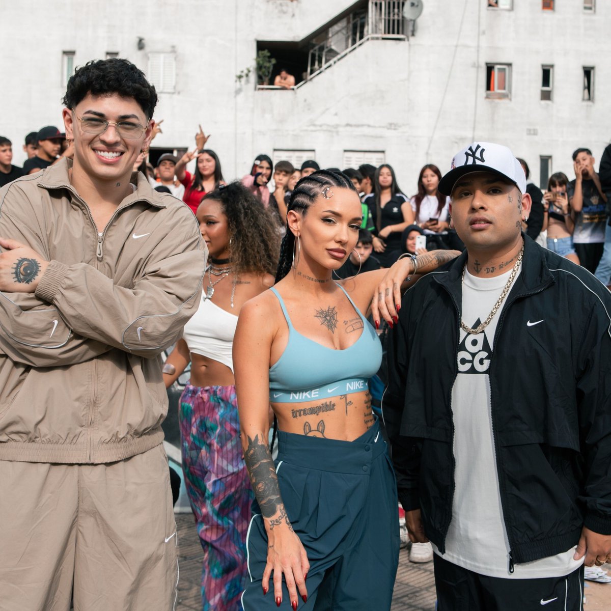 Audiomack Latin (@audiomacklatin) on Twitter photo #EnTendencia📈
<a href="/lajoaquidata/">LA JOAQUI Data</a> + #AlanGomez + #GustyDJ - "BANDIDAS RETIRADAS"
🎧:amack.it/bandidasretira… #EnTendencia📈
<a href="/lajoaquidata/">LA JOAQUI Data</a> + #AlanGomez + #GustyDJ - "BANDIDAS RETIRADAS"
🎧:amack.it/bandidasretira…