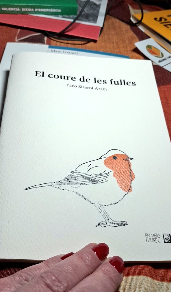 «Escoltes l'esperança en la gola de les copes
a punt de dessagnar-se en brindar?
És tan estreta la mesura.
Do you love me?»

Fragment del poema «La cançó de Nick Cave» de Paco Sirerol, <a href="/Edicions96/">Edicions 96</a>, <a href="/AdaPavia/">AdA Pavia</a>