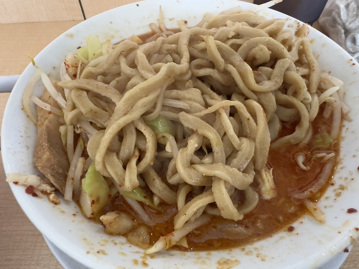 Cb103A's tweet photo. ラーメンジャパン 坦々麺 1000円
今年の食べ納め＆御挨拶兼ねてラーメンジャパンさんへ
今年も数々の限定メニューでお腹いっぱいにさせてもらいました。
来年も面白美味しいラーメンを期待しています。
ご馳走様でした！ https://t.co/h4Sg4D0C9J