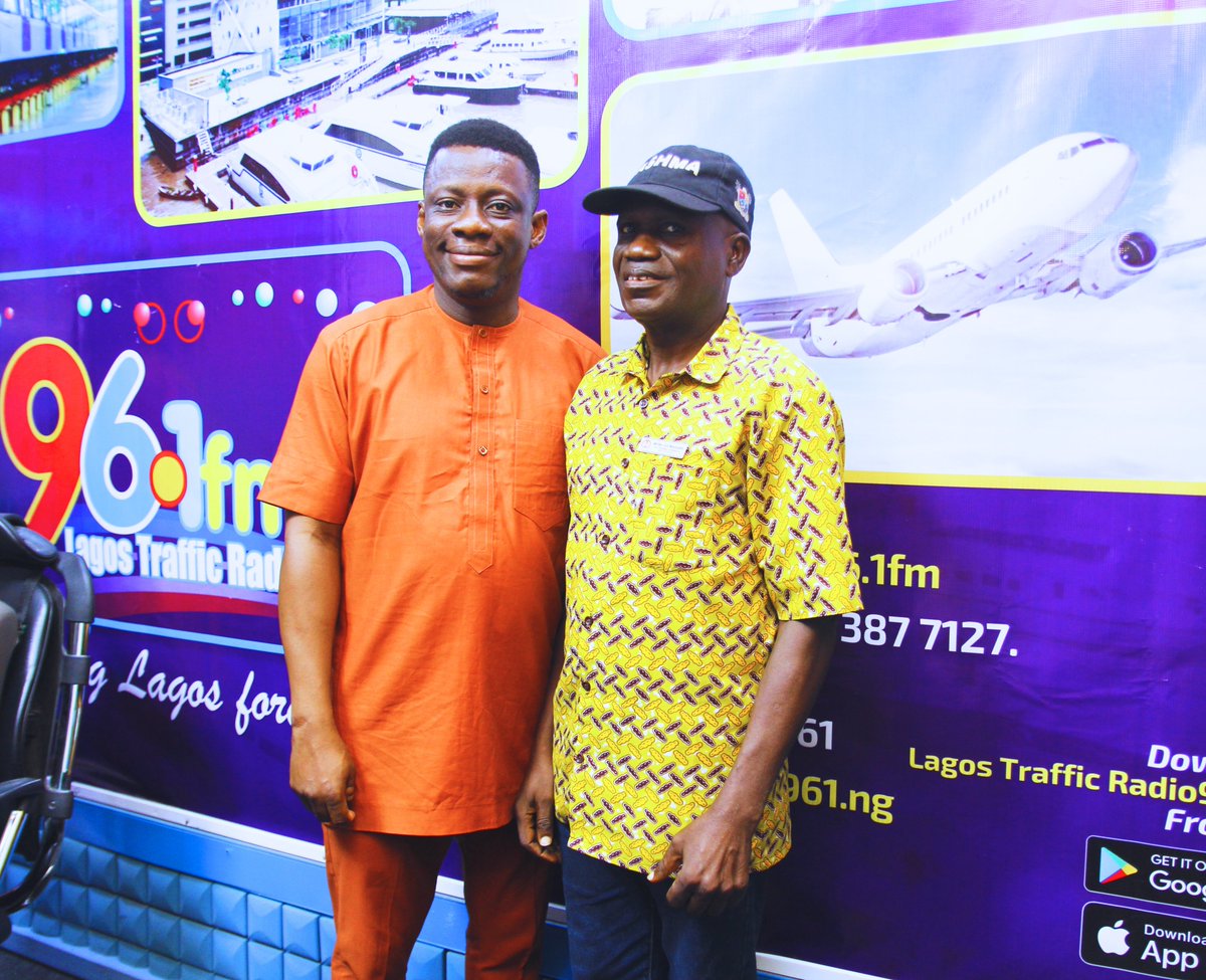 lagostraffic961's tweet image. On ILERA EKO EXTRA with Akan Usen: Mr. Oluwadare Musa, Assistant Divisional Coordinator, Ikeja Division, engaged in an insightful Q&amp;amp;A session on LASHMA's initiatives. Stay informed and stay healthy!

 #ILERAEKO #HealthcareForAll #LASHMA #CommunityHealth #HealthIsWealth