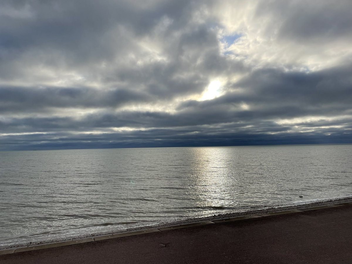 Clairie21's tweet image. High tide for our beach clean but found a marble. Lots of chocolate wrappers today  #seaglass #marble #hightide #beachclean #litterpick #monday