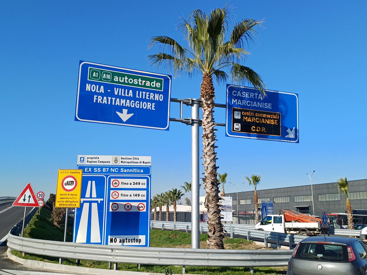 napolicittametr's tweet photo. 🚗Collegamento tra l’area ASI di Caivano e la SS87 NC Sannitica da e  per Marcianise: inaugurate le rampe di accesso  diretto. L' opera è stata realizzata dalla Città Metropolitana di Napoli con un  finanziamento  della  Regione Campania
👉 https://t.co/1IDjgsIkvF https://t.co/FA3PPKZd8m