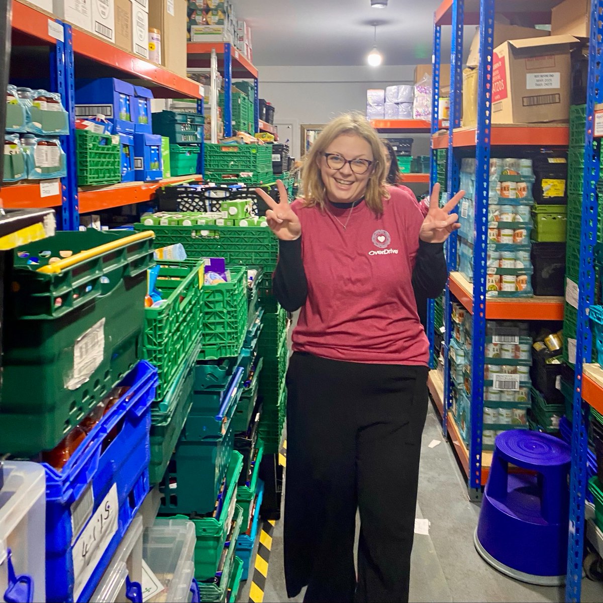 OverDriveInc's tweet photo. 📦📚 Last week, our team joined @BrentFoodBank in the UK, sorting 2.7 tons of food to help feed 420+ adults and 280+ children. A $1,000 donation to their Winter Appeal supported food parcels and vouchers. Together, we make a difference! ❤️ #LibrariesGiveBack #LibraryLove https://t.co/gHOaOZIANL