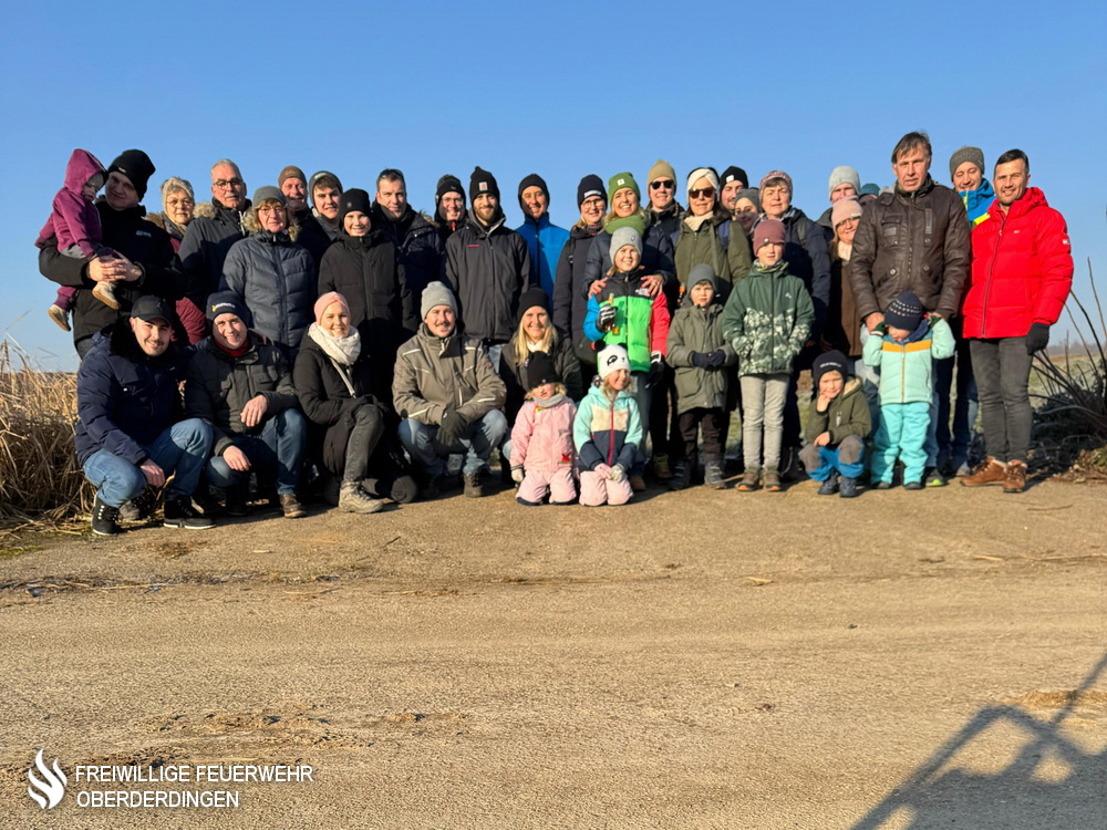 Am Samstag fand zum Jahresabschluss der alljährliche Wandertag der Abteilung Großvillars statt. Nach dem Treffpunkt im Feuerwehrhaus und einem kleinen Umtrunk ging die Wanderung, bei frostigem aber sonnigem Wetter, ...
Mehr: ogy.de/aag0