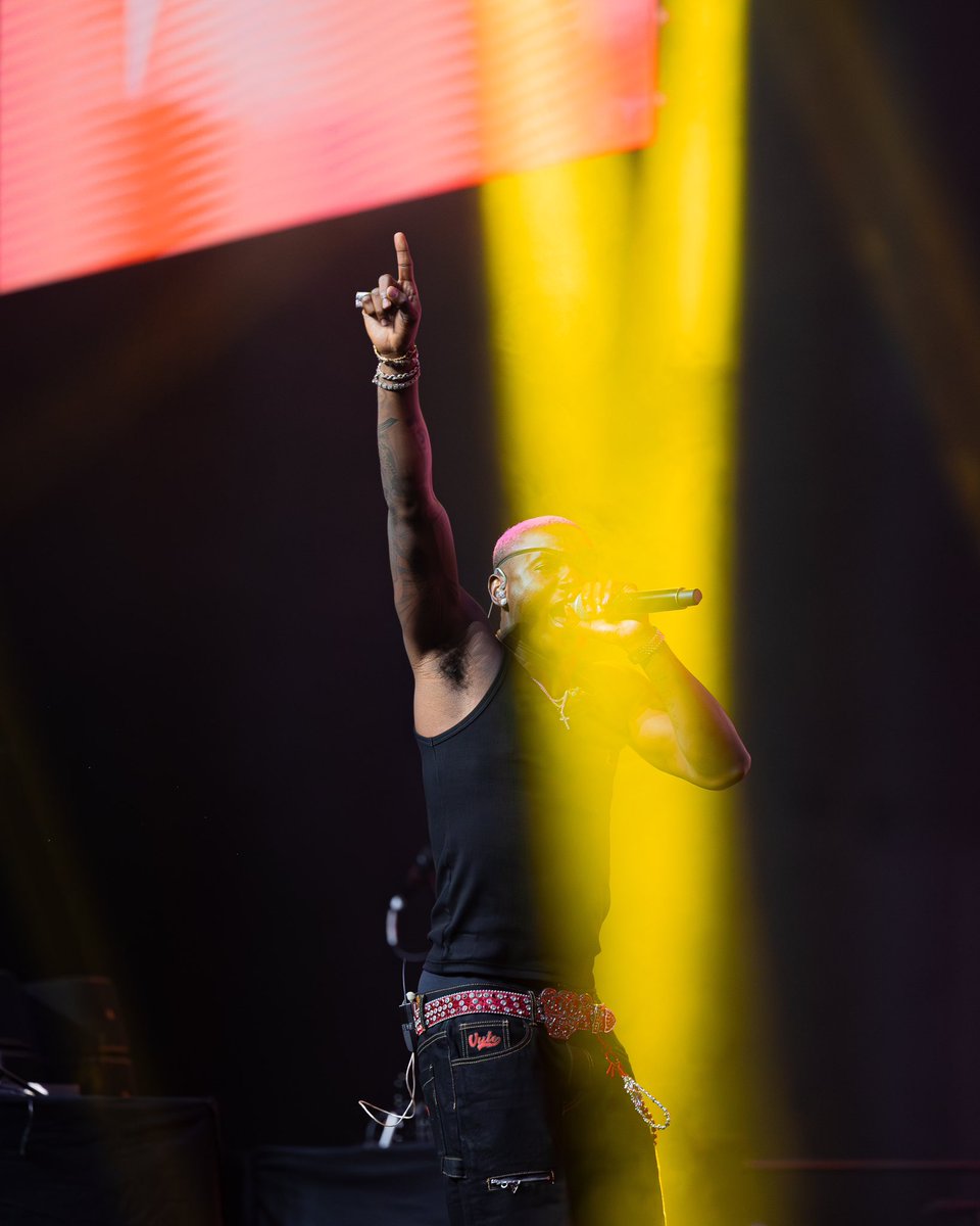 RUSA Photographer (@rusaphoto) on Twitter photo REVV UP Concert: <a href="/rugerofficial/">BLOWNBOY RU</a> Hit the stage with different energy 🔥
📍: <a href="/bkarenarw/">BK Arena</a>
Frame: <a href="/rugerofficial/">BLOWNBOY RU</a>
Creative Community : @taramarwandainitiative & <a href="/Intore_ent/">Intoreentertainment</a> REVV UP Concert: <a href="/rugerofficial/">BLOWNBOY RU</a> Hit the stage with different energy 🔥
📍: <a href="/bkarenarw/">BK Arena</a>
Frame: <a href="/rugerofficial/">BLOWNBOY RU</a>
Creative Community : @taramarwandainitiative & <a href="/Intore_ent/">Intoreentertainment</a>