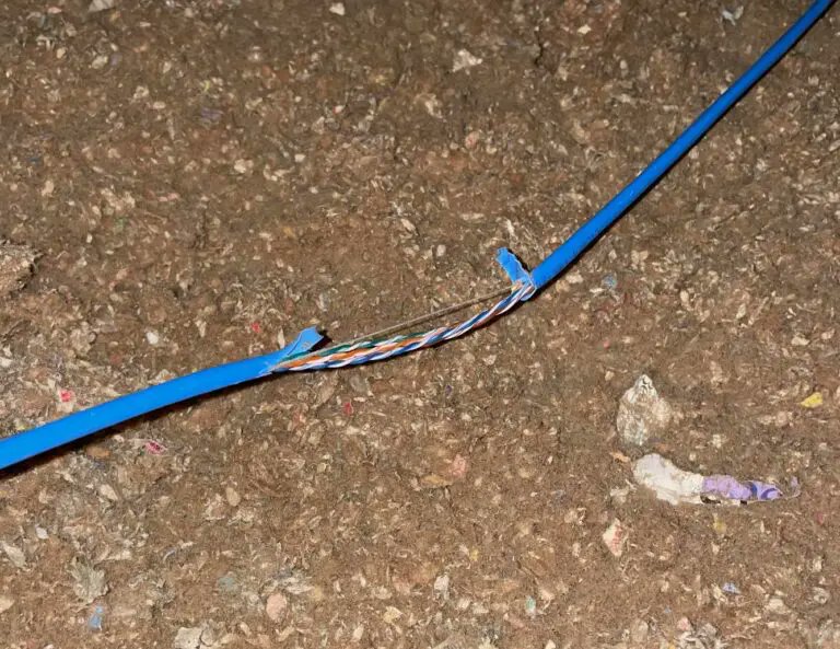 bcs_ip's tweet image. Repairing vs. Replacing a Damaged Ethernet Cable?

For more dtails please visit our blog link here &amp;gt;&amp;gt; bcs-ip.com/2024/06/21/rep…

#Cable #damagedCable #bcsip