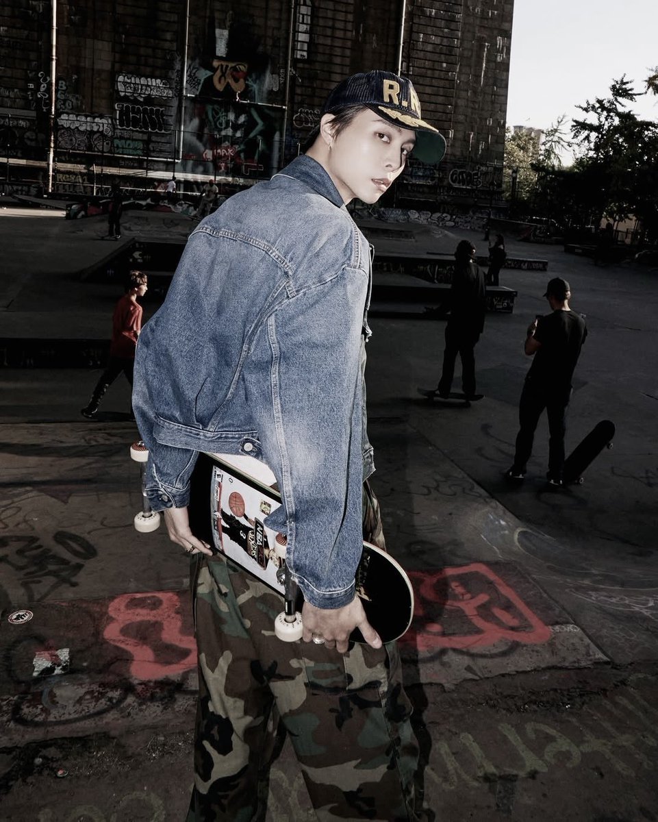 Just another skate boy in your area.