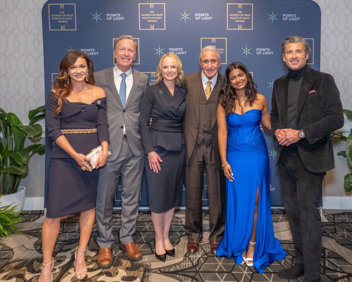 Jennifer Sirangelo (@jsirangelo) on Twitter photo New year, new energy, same powerful mission.
As we enter 2025, <a href="/PointsofLight/">Points of Light</a> moves forward with purpose, passion, and bold direction. I’m excited to celebrate 35 years of service while building a future powered by volunteering and civic action. #HappyNewYear! New year, new energy, same powerful mission.
As we enter 2025, <a href="/PointsofLight/">Points of Light</a> moves forward with purpose, passion, and bold direction. I’m excited to celebrate 35 years of service while building a future powered by volunteering and civic action. #HappyNewYear!