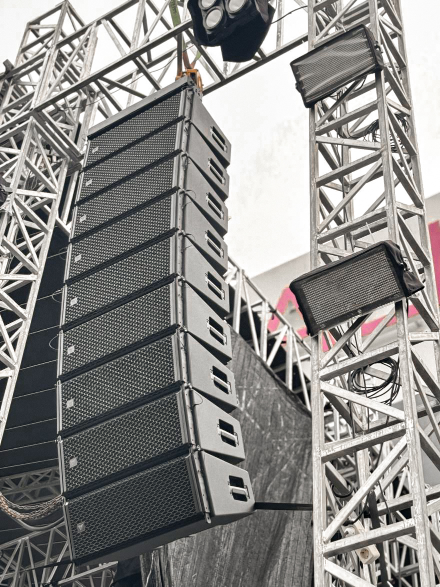 ttaudioofficial's tweet photo. ✨ Flazh Productions powers Java’s events with the versatile RCF TT+ Audio GTX system. From weddings to festivals, Debyo W leads the sound revolution.
-
-
#ExperienceTT #GTXsystem https://t.co/w81uSZIxvf