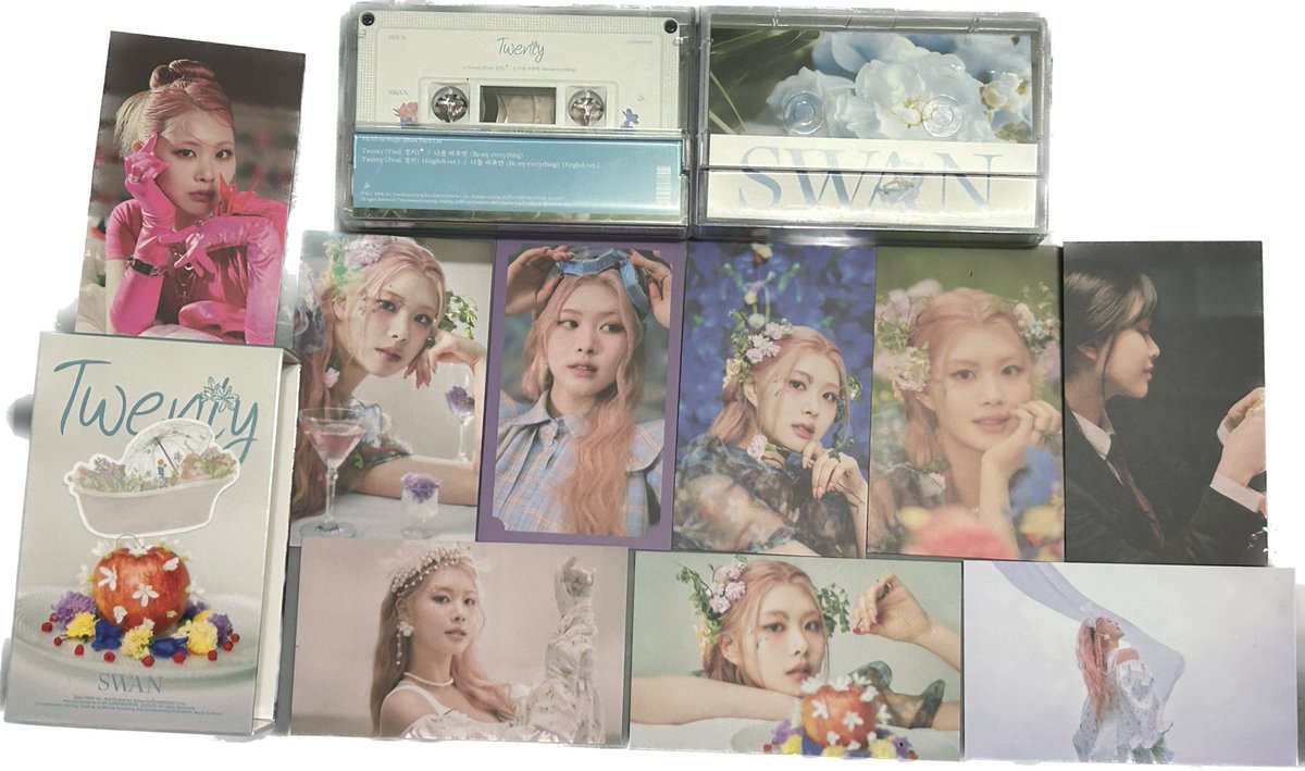 dark__wave's tweet image. si hay algo de lo que estoy seguro, es que cierta pelirosada está sirviendo realeza de princesiña y este chango de aquí ha caído redondito en sus encantos ꒰ ๑ơ ₃ ơ꒱ i'm 𝚓ust un chiquillo simple si se trata de #𝐥i𝕧ika͟ʼs𝕥wën𝕥y 🍥 y sus regalitos.

𝑓ull 𖤐 𝔪etal #𝑘ouji