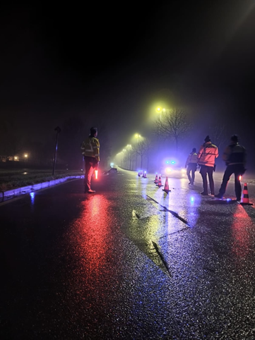 Tijdens de nacht van 24 op 25 december 2024 hield PZ Minos een BOB-controle op twee verschillende locaties.
119 bestuurders legden een ademtest af.  Eén chauffeur blies positief en moest zijn rijbewijs voor enkele uren inleveren.
#alcoholcontrole#Winterbob#altijdvooriedereen