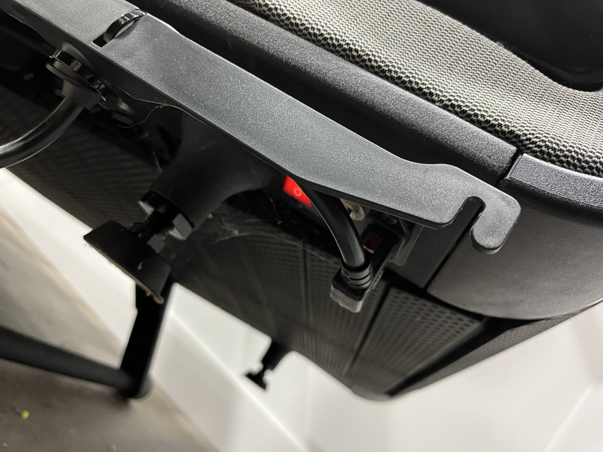 LowPsi's tweet photo. @onepeloton 
This does not look right #treadplus fix https://t.co/cl3KQnugpY