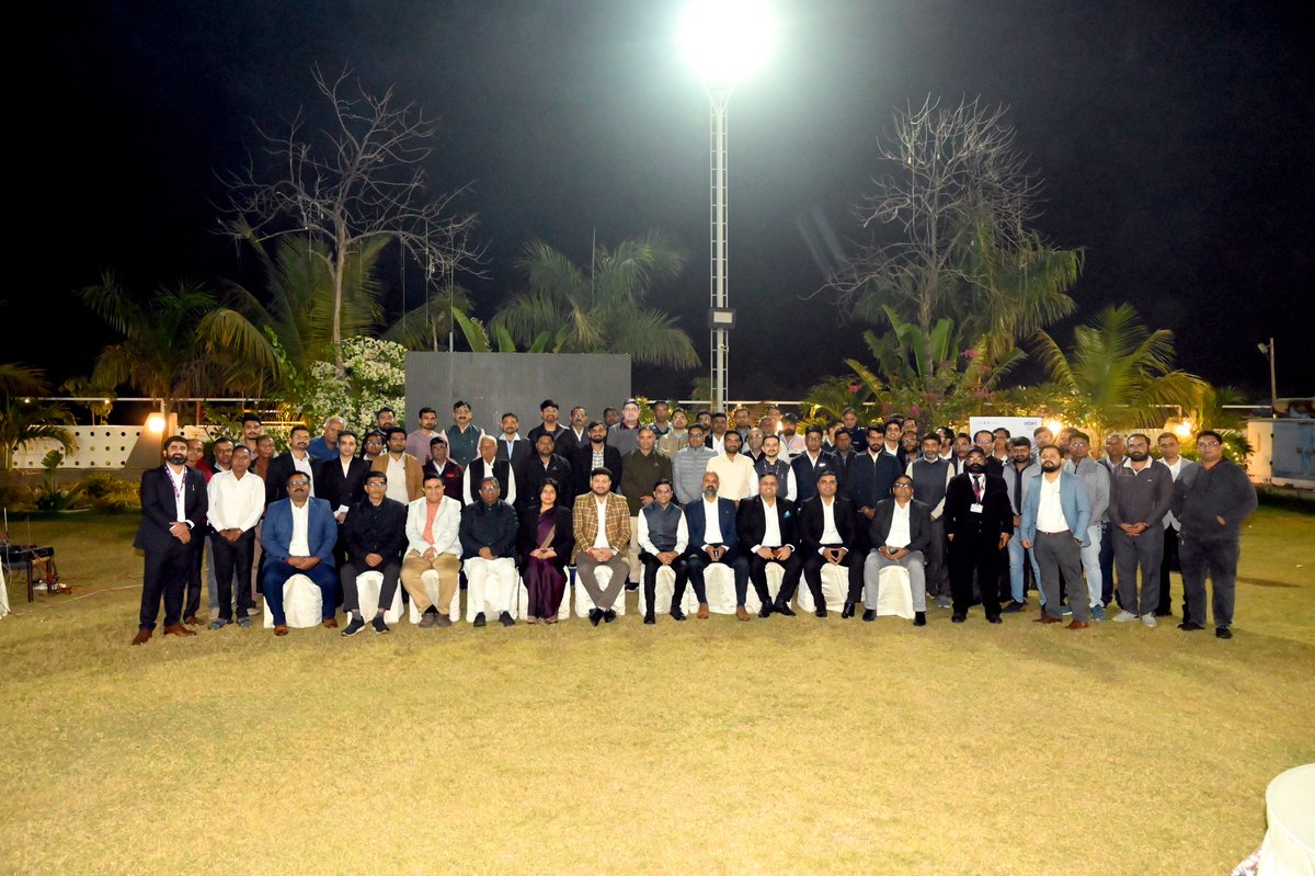 Committed to vision of our Hon'ble PM on increasing farmers income and bridging the gaps in supply chain and improving logistics, the District Administration along with Ahmedabad Division, and APSEZ engaged in a Trade facilitation meet with Agri Exporters and Logistics stakeholde