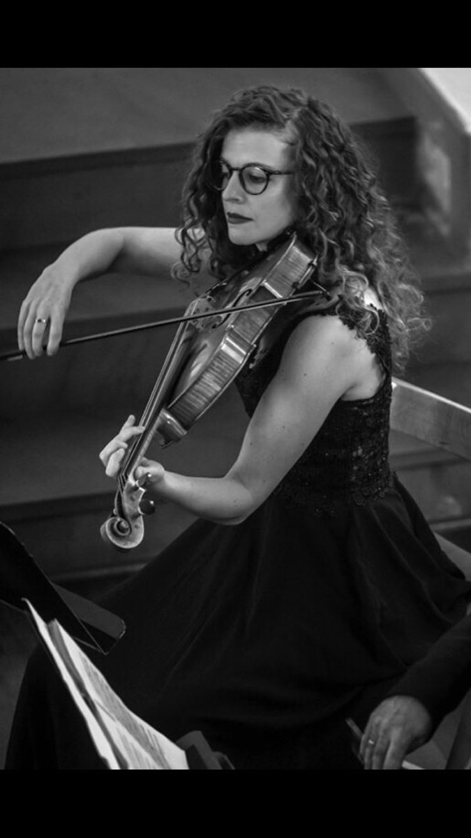 Núria Pujolràs (@nuriapujolras) on Twitter photo Bones festes! 🌟💫
Avui últim concert de l’any amb <a href="/bachcelona/">BACHCELONA</a> i solistes <a href="/fundacionsalvat/">Ithel Idrovo</a>
bachcelona.com/events/integra… Bones festes! 🌟💫
Avui últim concert de l’any amb <a href="/bachcelona/">BACHCELONA</a> i solistes <a href="/fundacionsalvat/">Ithel Idrovo</a>
bachcelona.com/events/integra…