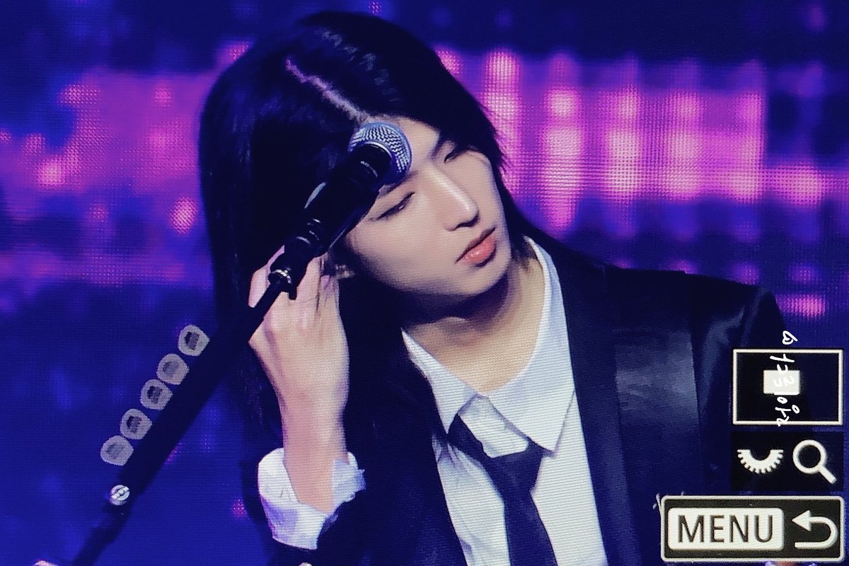 Fallin818's tweet image. 241230 카다판

#XdinaryHeroes #JunHan
#엑스디너리히어로즈 #준한 #한형준