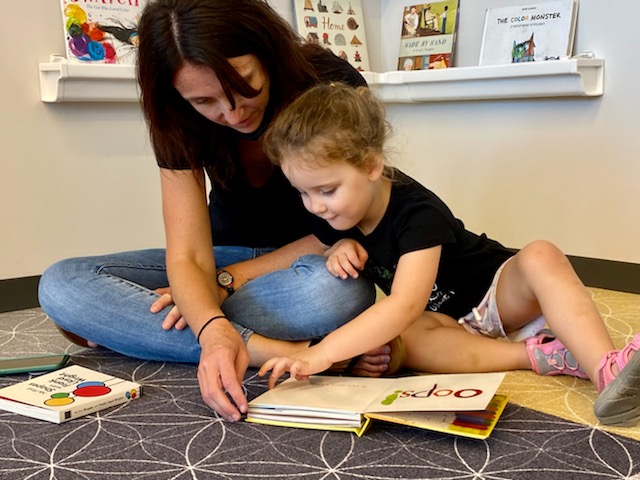Museum_AACM's tweet photo. MAACM Family Day is kicking off 2025, January 4th!
Join us in the education studio to decorate trinket boxes.
Hope to see you there!
#maacm #museum #art #history #dtsp #stpete #stpetefl #famlilyday #family #kiddos #children #learning #maacmfamilyday https://t.co/XFkicG3sOs