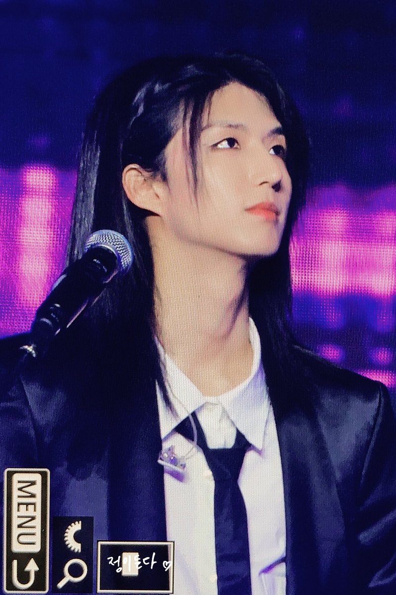 Fallin818's tweet image. 241230 카다판

#XdinaryHeroes #JunHan
#엑스디너리히어로즈 #준한 #한형준