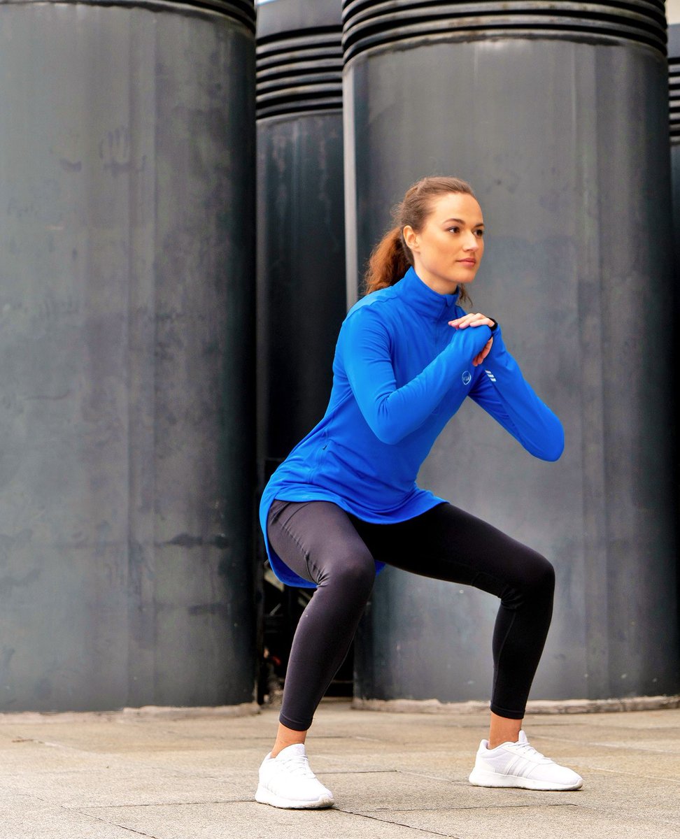 VeilGarments's tweet image. Active life, modest style – enter 2025 with modest sportswear designed for the modern woman. #ModernModesty

🛍️ Shop the outfit:
Spark Half-Zip / Royal Blue: bit.ly/spark-blue