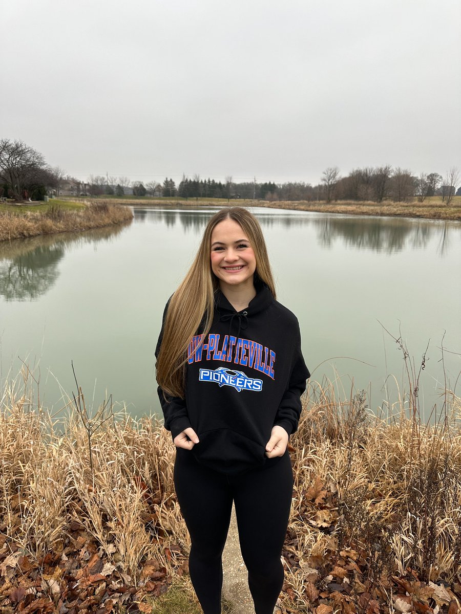 ChloeVanHorn21's tweet image. Committed 🧡💙 @UWPlattWBB @UWPlattSoftball 

@LadyWhipsBball @HampshireSftbl @M14Hoops_Girls @KVStorm1