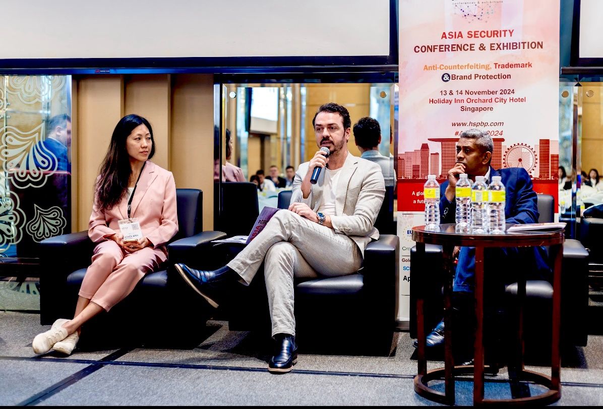 In Singapore, I-SOP joined a plenary on IP protection, sharing insights on <a href="/INTERPOL_HQ/">INTERPOL</a> 's efforts to combat IP crime and digital piracy. #IPProtection #IntellectualProperty #DigitalPiracy #BrandProtection