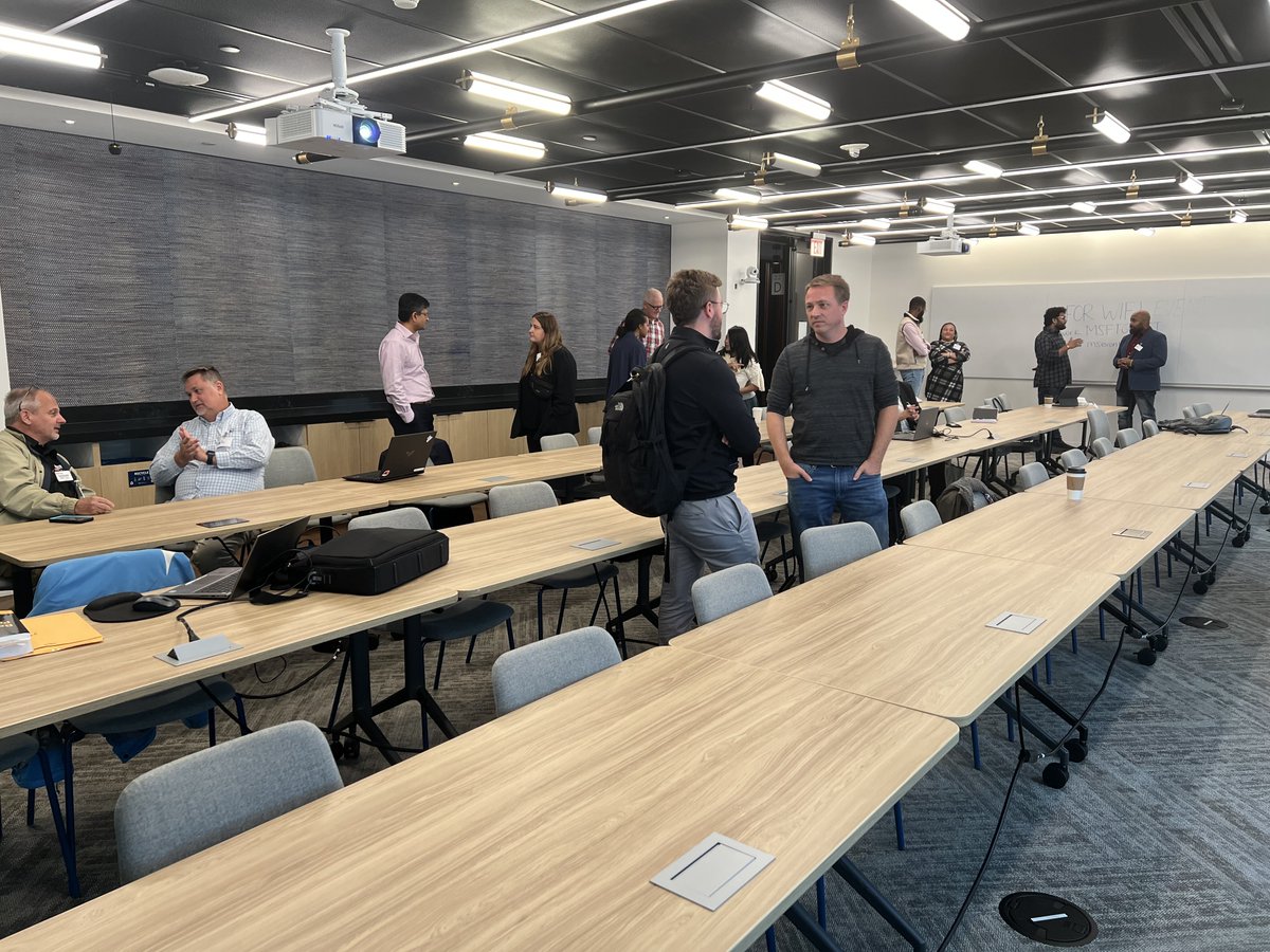 DynamicsUG's tweet image. 𝙉𝙚𝙬 𝙮𝙚𝙖𝙧 - 𝙣𝙚𝙬 #DUGMeetups to look forward to! Catch this incredible lineup of #MSBizApps focused educational and networking opportunities near you!

View the full list of DUG Meetups here:
hubs.la/Q030lyNl0