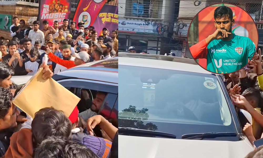 টিকিট না পেয়ে মিরাজের গাড়ি আটকে দিলেন দর্শকরা