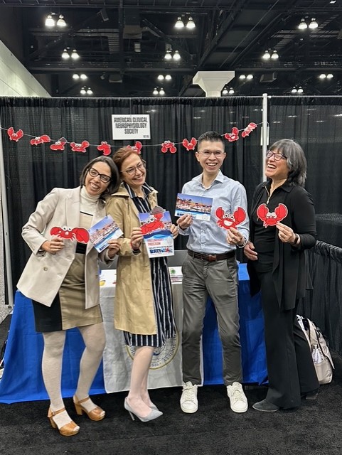ACNS_org's tweet photo. @bensalem_owen shares her #PresidentPerspective: The epilepsy community experienced an exciting @AmEpilepsySoc Annual Meeting &amp; some visitors stopped by the ACNS booth! We look forward to seeing you in Baltimore for #ACNS2025. I wish you warmth and joy during this holiday season! https://t.co/xuqNBLT2Tw