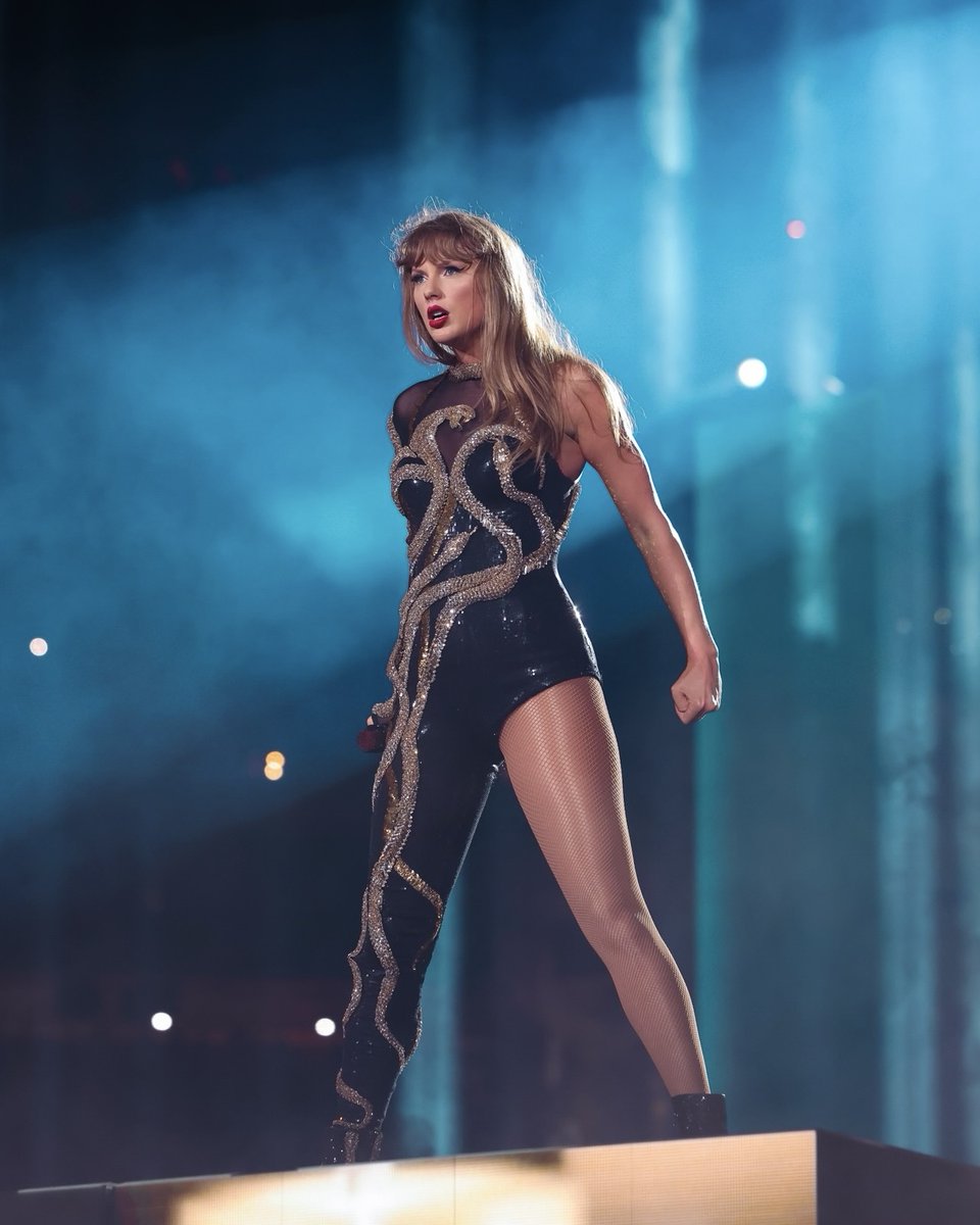 taylornation13's tweet image. How did 2024 end? Featuring moments from the year that shook us to our core! ✨