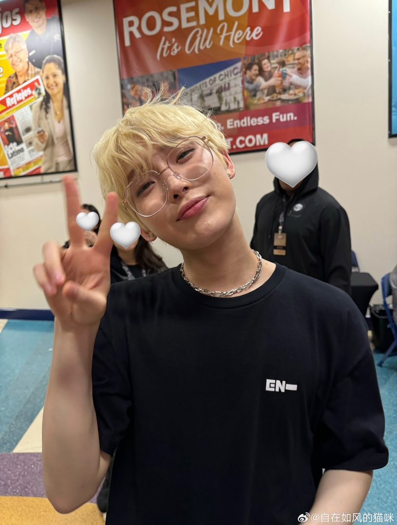 냠 tweet media